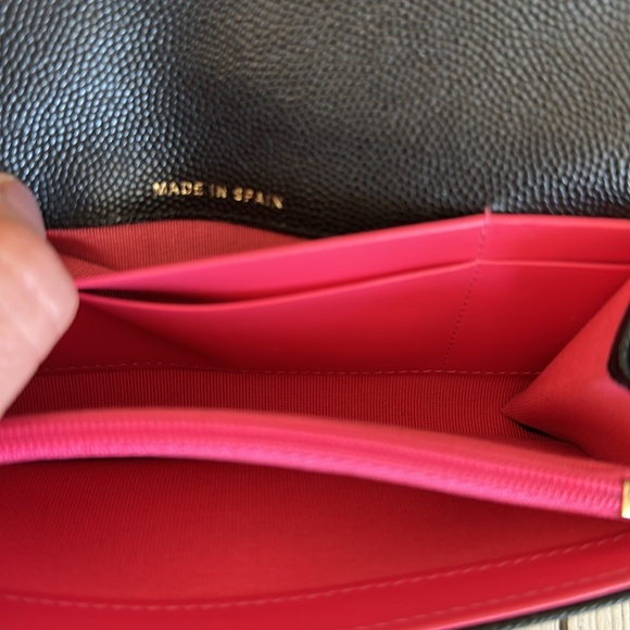 Chanel Black Quilted Wallet - Picture 8 of 17